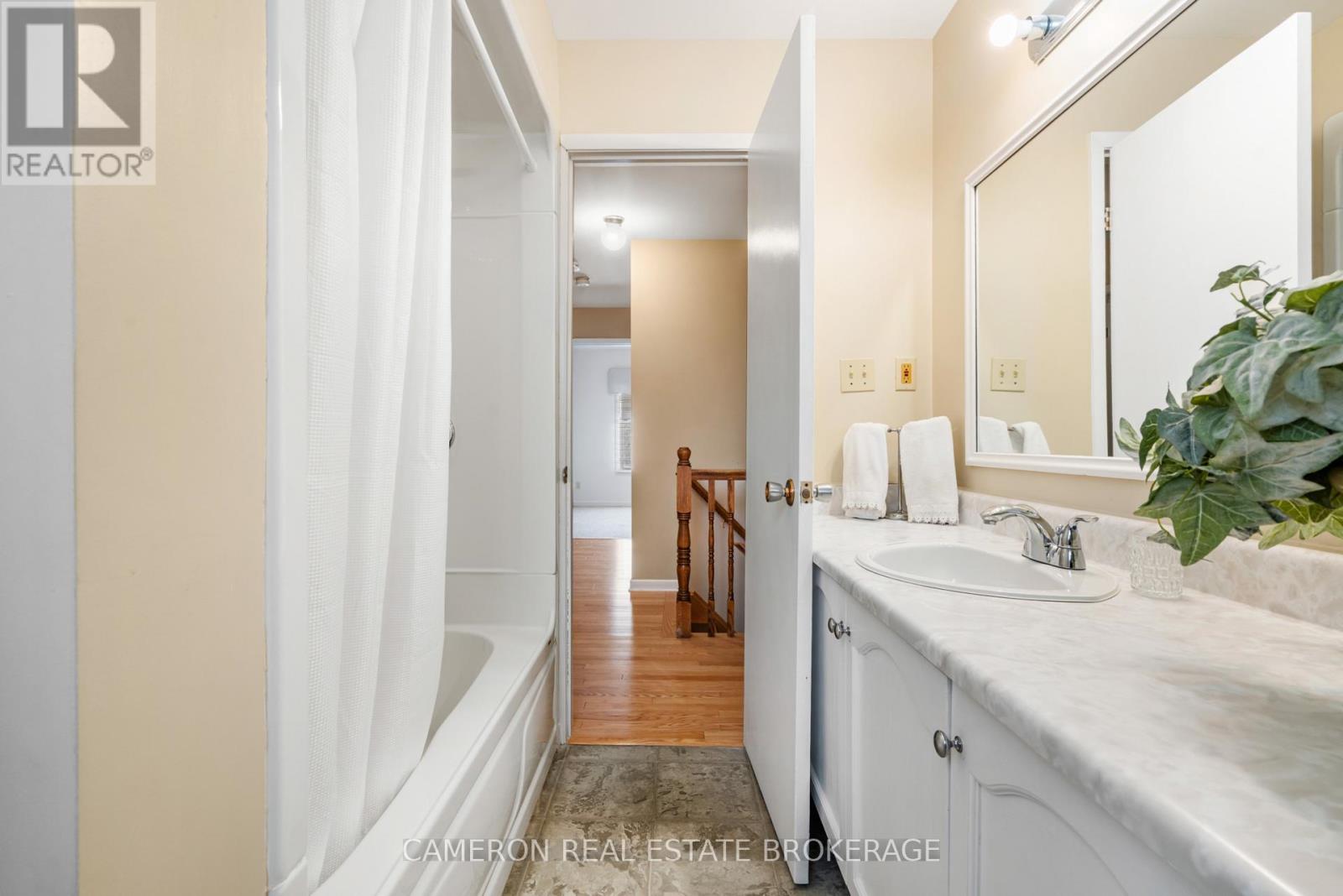 364 Angela Crescent, Cornwall, Ontario K6H 6Z8 - Photo 16 - X12655812