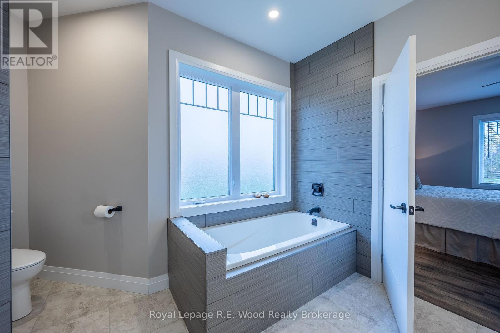 26 Millcreek Court, Norfolk, Ontario  N0J 1E0 - Photo 27 - X12655790