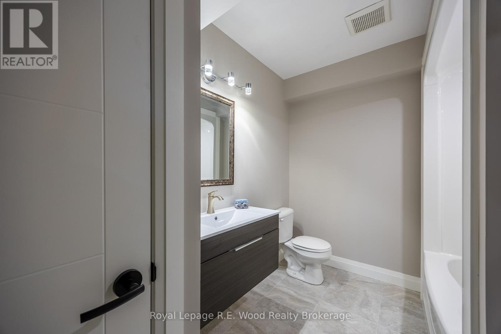 26 Millcreek Court, Norfolk, Ontario  N0J 1E0 - Photo 37 - X12655790