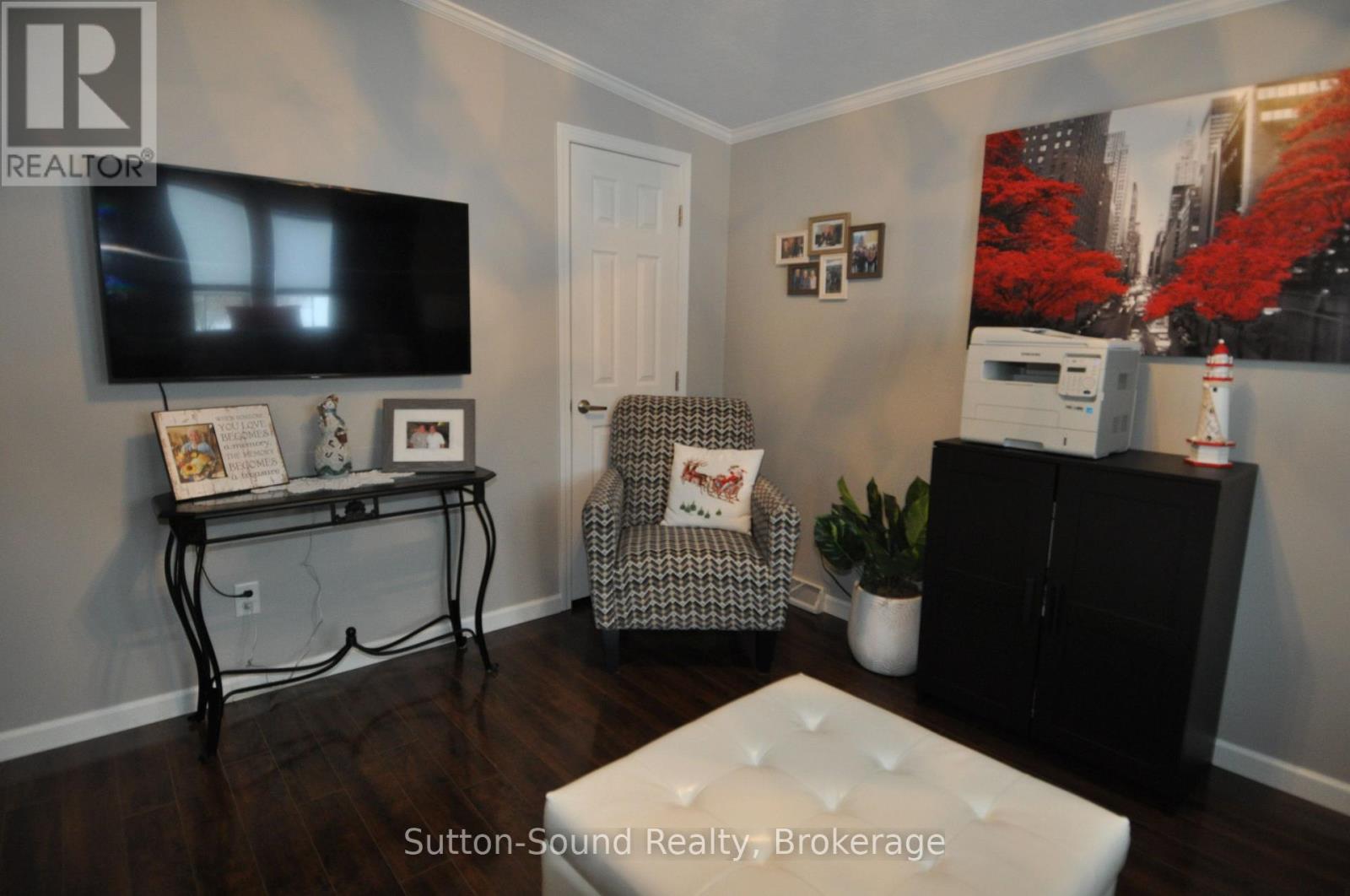 144 Rosewood Drive, Georgian Bluffs, Ontario  N4K 5N5 - Photo 13 - X12655698