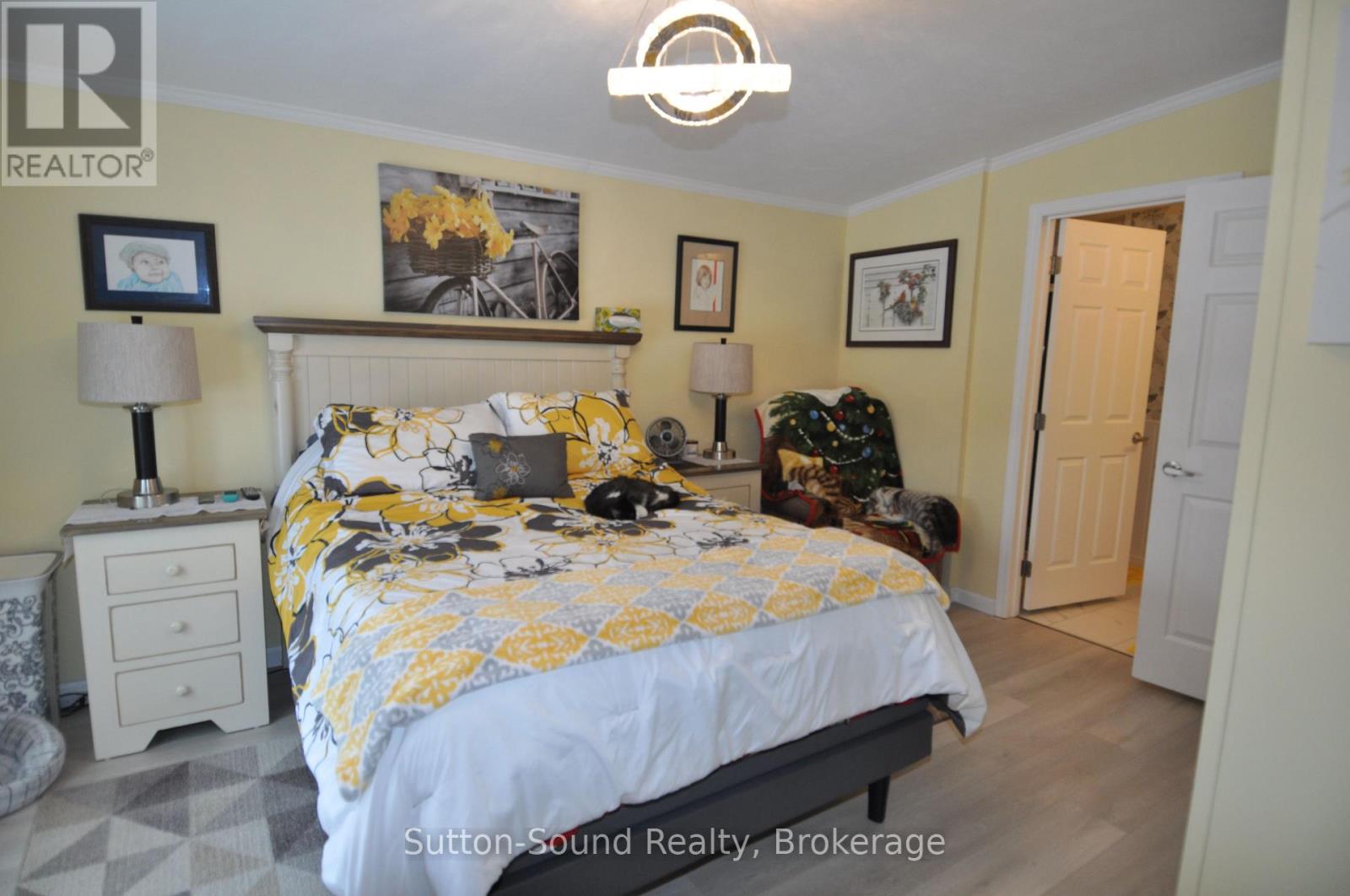 144 Rosewood Drive, Georgian Bluffs, Ontario  N4K 5N5 - Photo 18 - X12655698