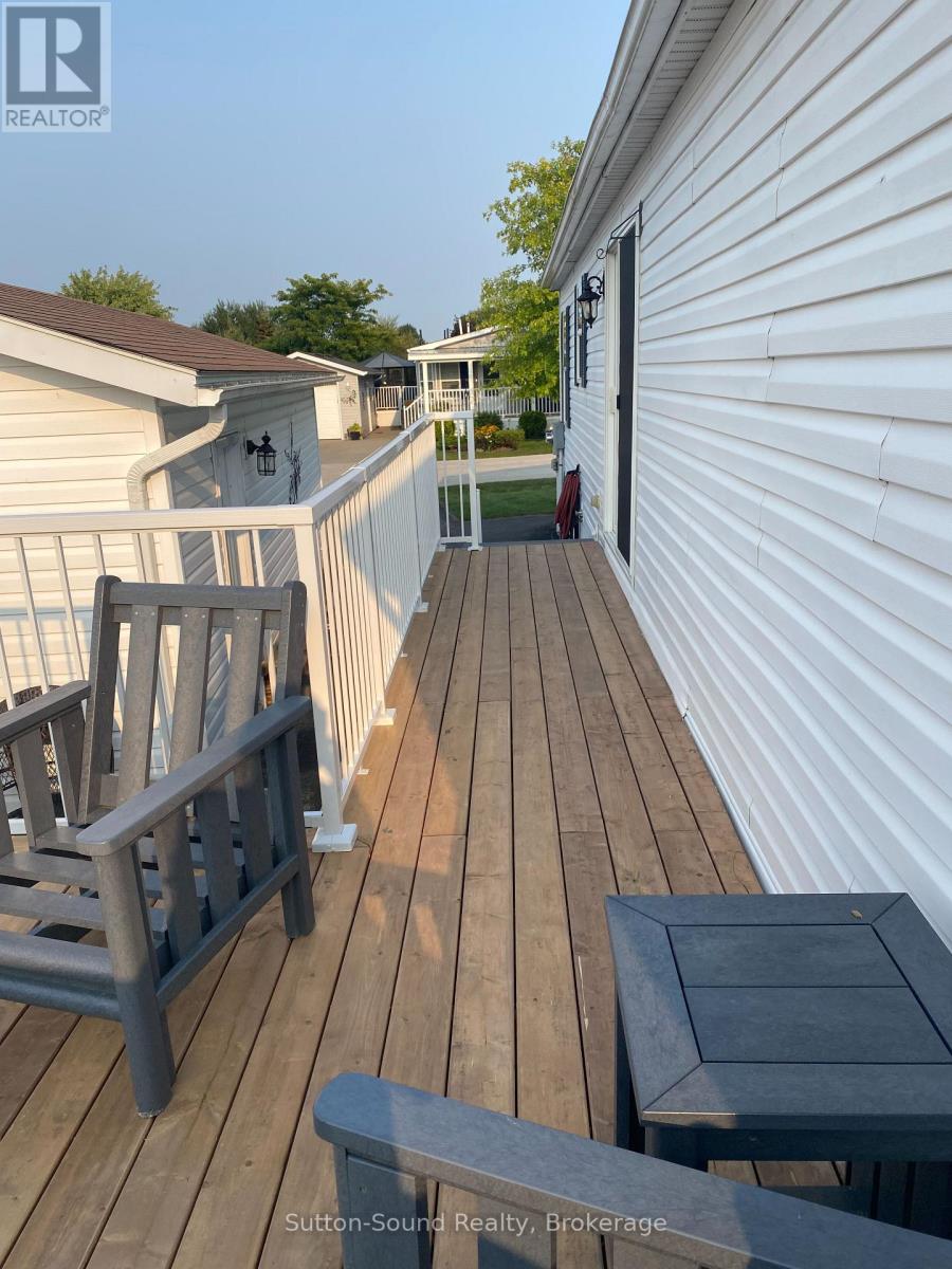 144 Rosewood Drive, Georgian Bluffs, Ontario  N4K 5N5 - Photo 24 - X12655698