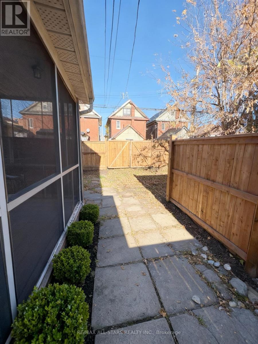 280 Lansdowne Street W, Peterborough (Ashburnham Ward 4), Ontario  K9J 1Y8 - Photo 31 - X12655688