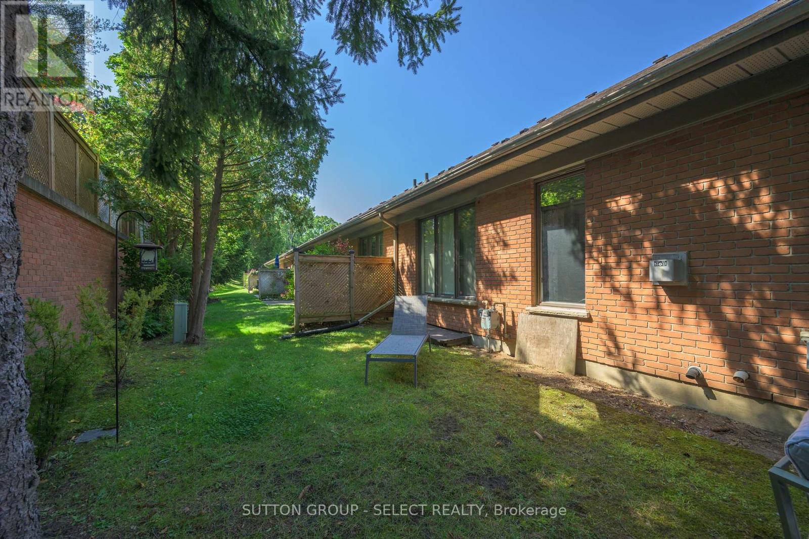 28 - 40 Quinella Drive, London South, Ontario  N6K 4K9 - Photo 7 - X12655662