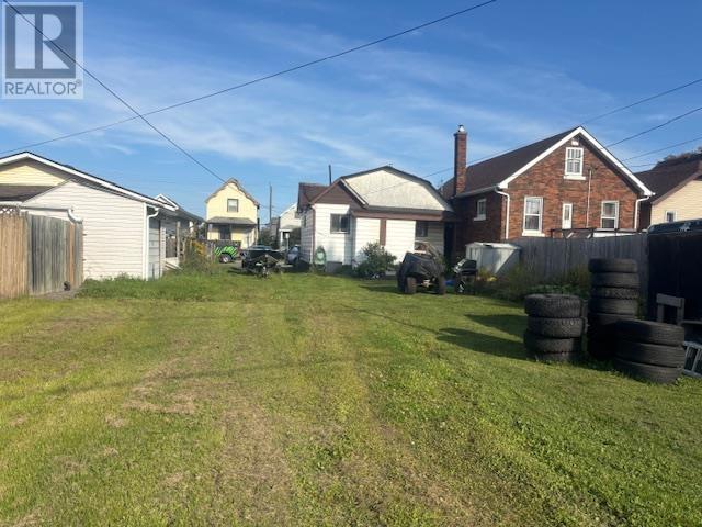 827 Alberta St, Thunder Bay, Ontario  P7C 3E8 - Photo 11 - TB252903