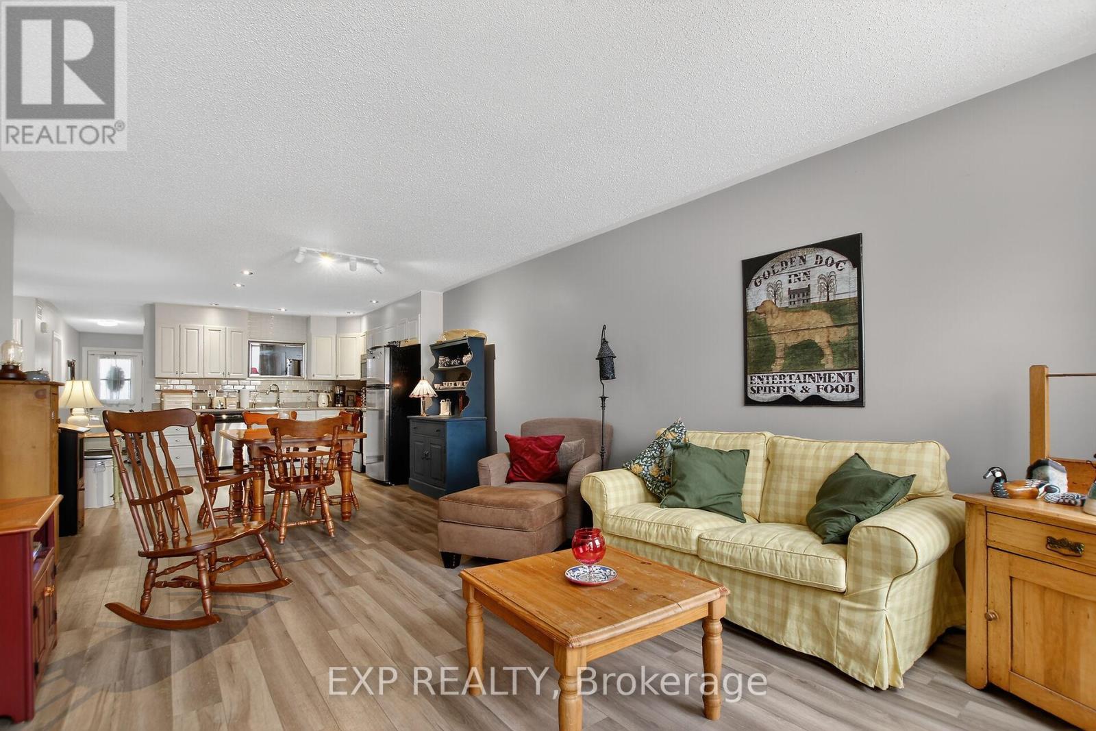 318 Finner Court, Mississippi Mills, Ontario  K0A 1A0 - Photo 17 - X12655664