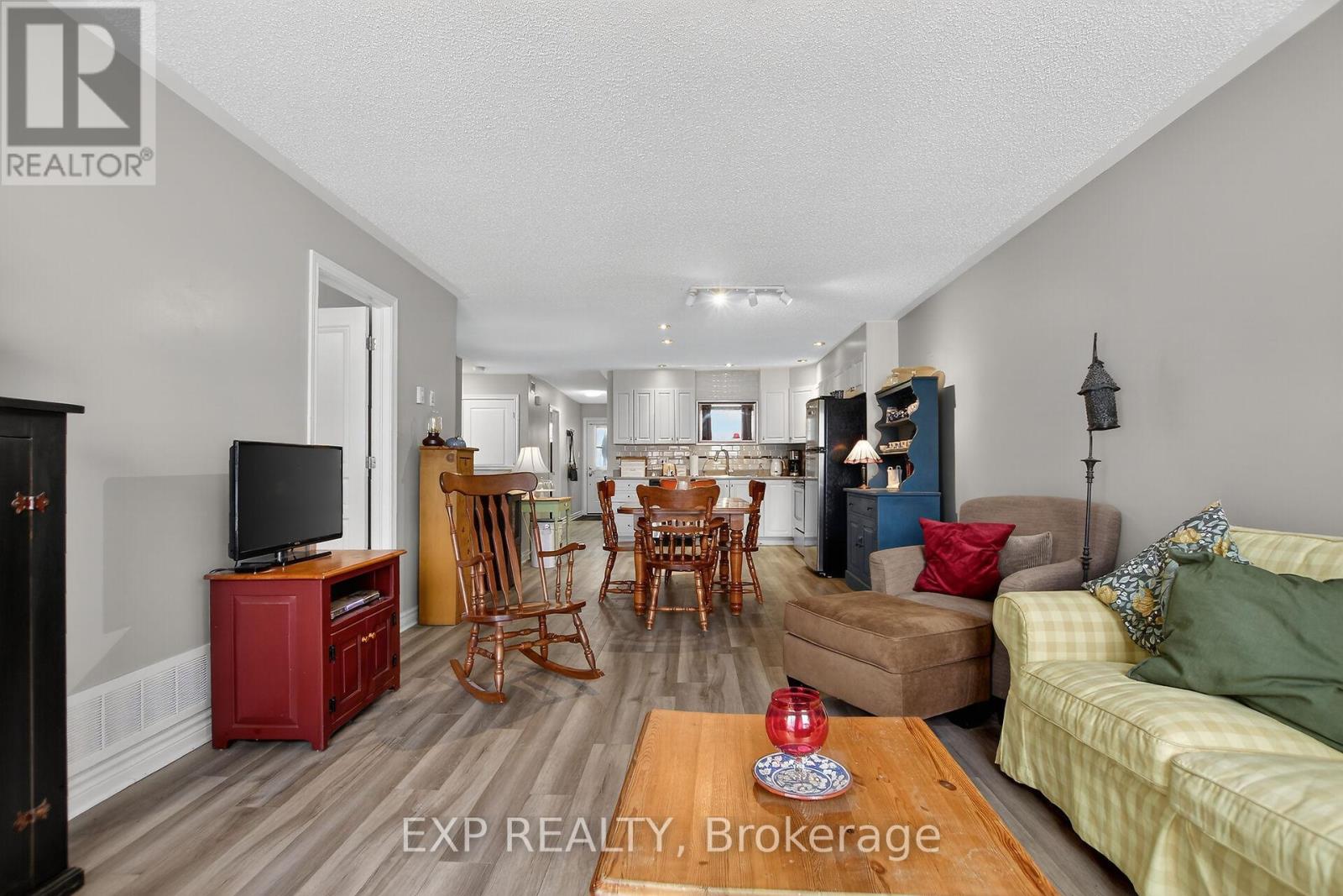 318 Finner Court, Mississippi Mills, Ontario  K0A 1A0 - Photo 18 - X12655664