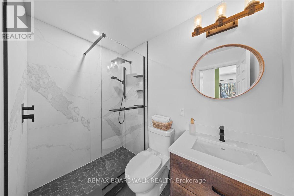 7 Gagnon Court, Ottawa, Ontario  K2K 1A7 - Photo 22 - X12655756