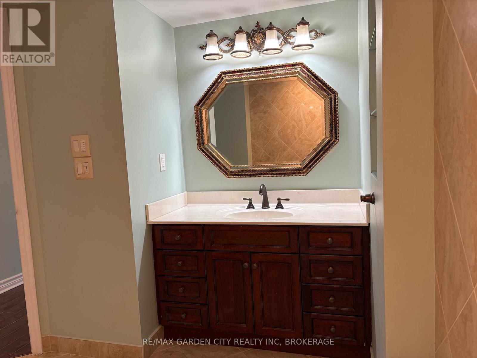 207 - 162 Martindale Road, St. Catharines, Ontario  L2S 3S4 - Photo 21 - X12655716