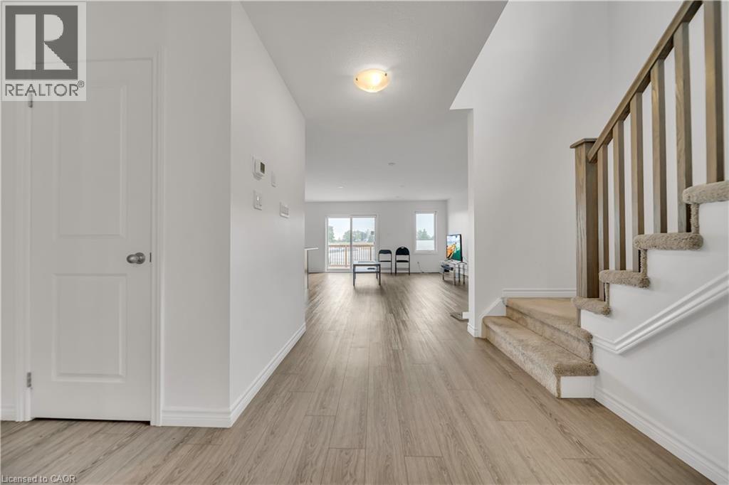 34 West Mill Street, Ayr, Ontario  N0B 1E0 - Photo 7 - 40795473