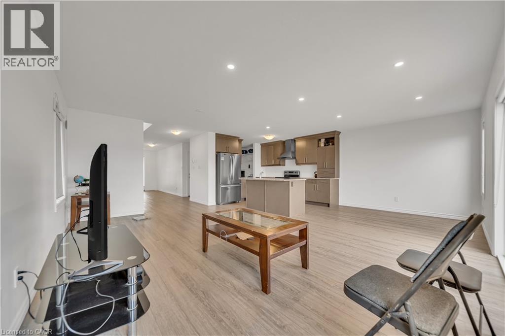 34 West Mill Street, Ayr, Ontario  N0B 1E0 - Photo 10 - 40795471