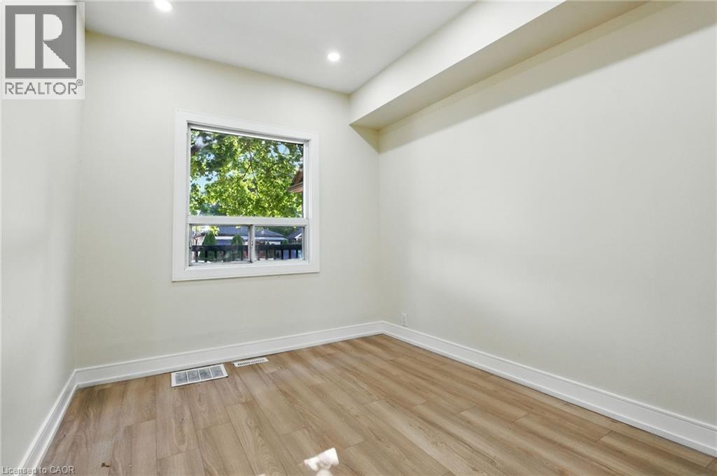 9 Alice Street, Hamilton, Ontario  L8H 4R5 - Photo 11 - 40795328