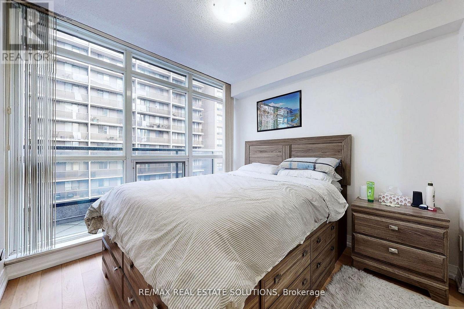 710 - 25 Carlton Street, Toronto, Ontario  M5B 1L4 - Photo 13 - C12655660