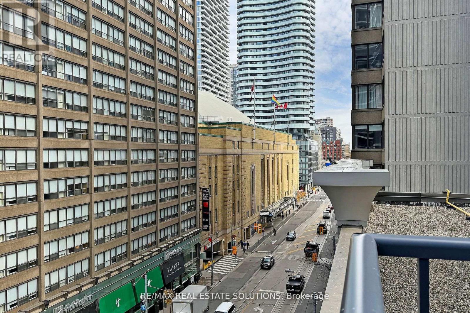 710 - 25 Carlton Street, Toronto, Ontario  M5B 1L4 - Photo 25 - C12655660