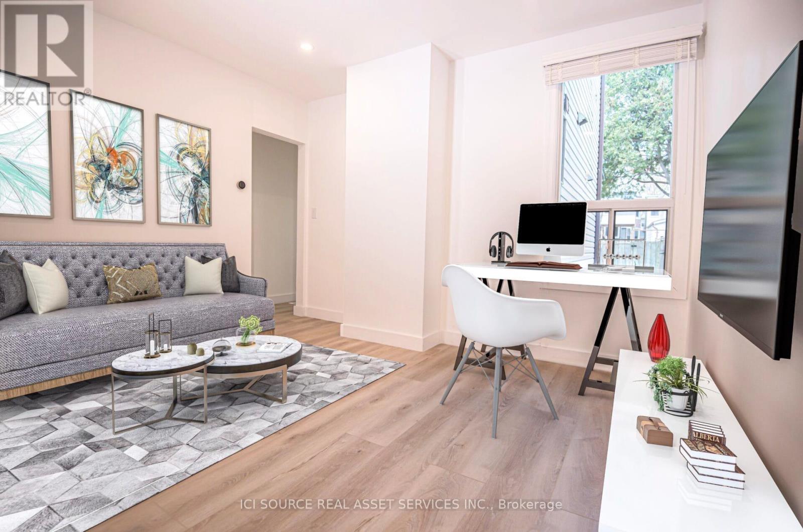 1 - Main Floor - 1314 Dundas Street E, Toronto, Ontario  M4M 1S6 - Photo 5 - E12655670