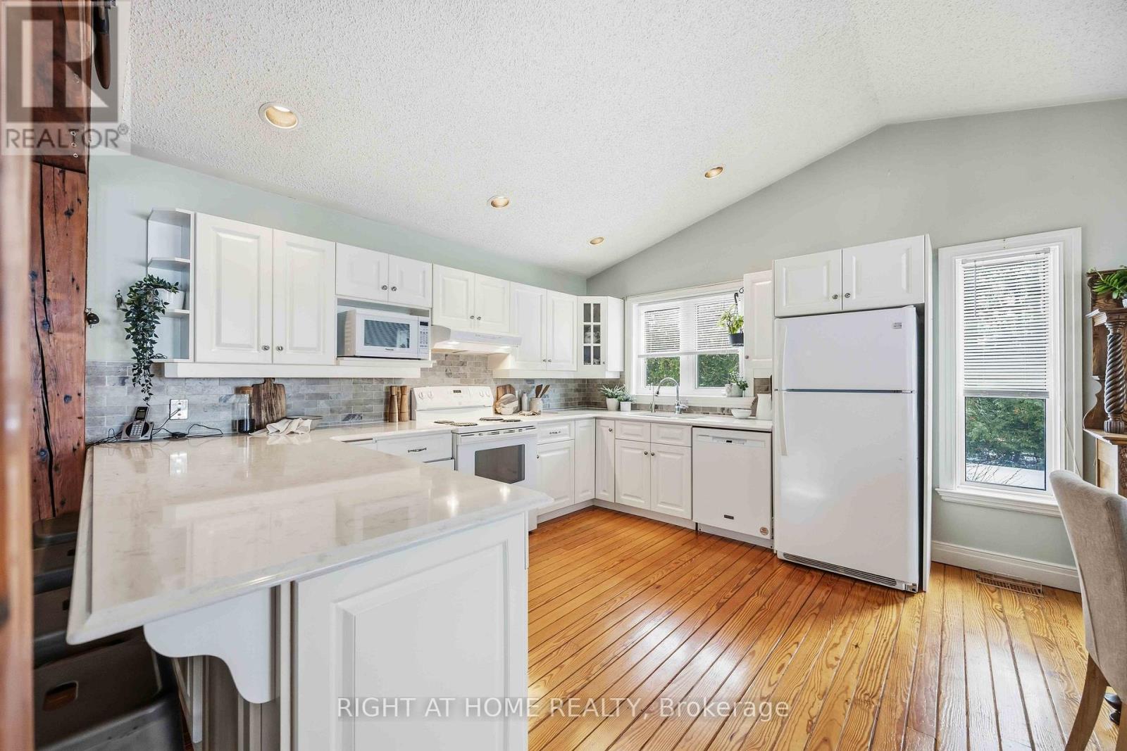 28 Birch Island Road, Scugog, Ontario  L0B 1K0 - Photo 12 - E12655742