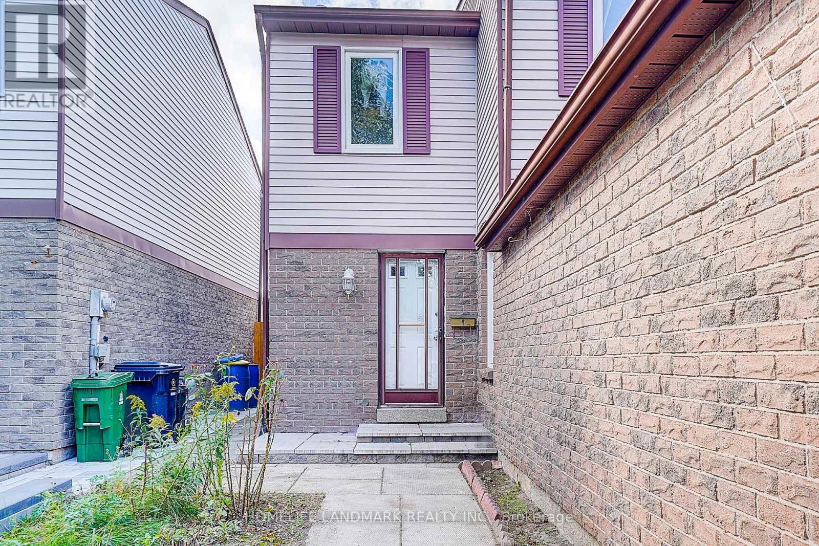 48 Green Spring Drive, Toronto, Ontario  M1V 2B1 - Photo 3 - E12655768