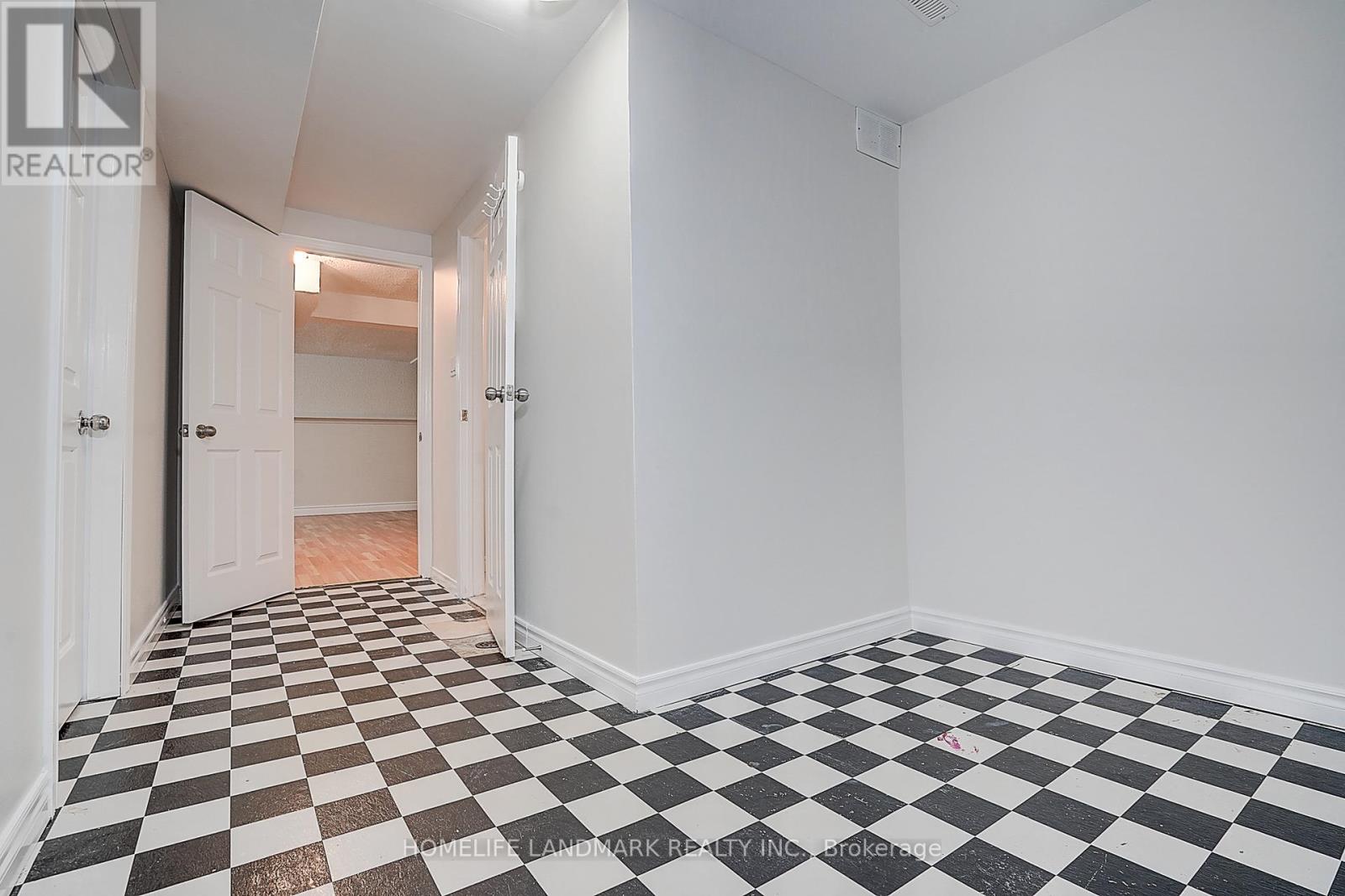 48 Green Spring Drive, Toronto, Ontario  M1V 2B1 - Photo 36 - E12655768