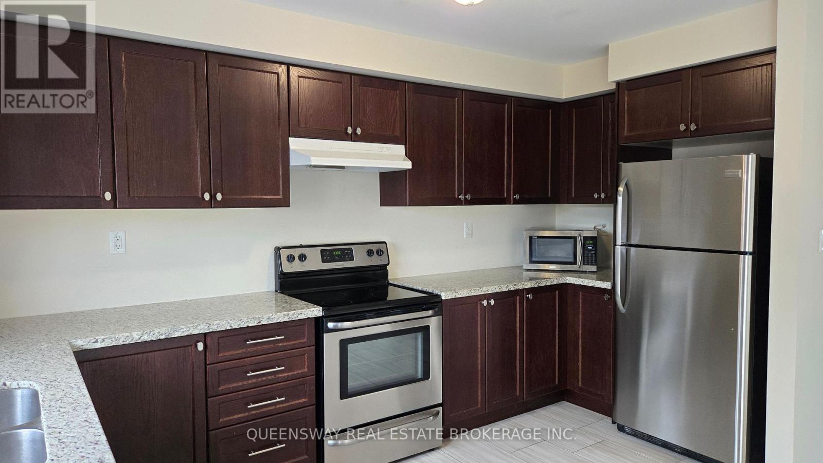 70 Streathern Way, Clarington, Ontario  L1C 0S4 - Photo 9 - E12655796