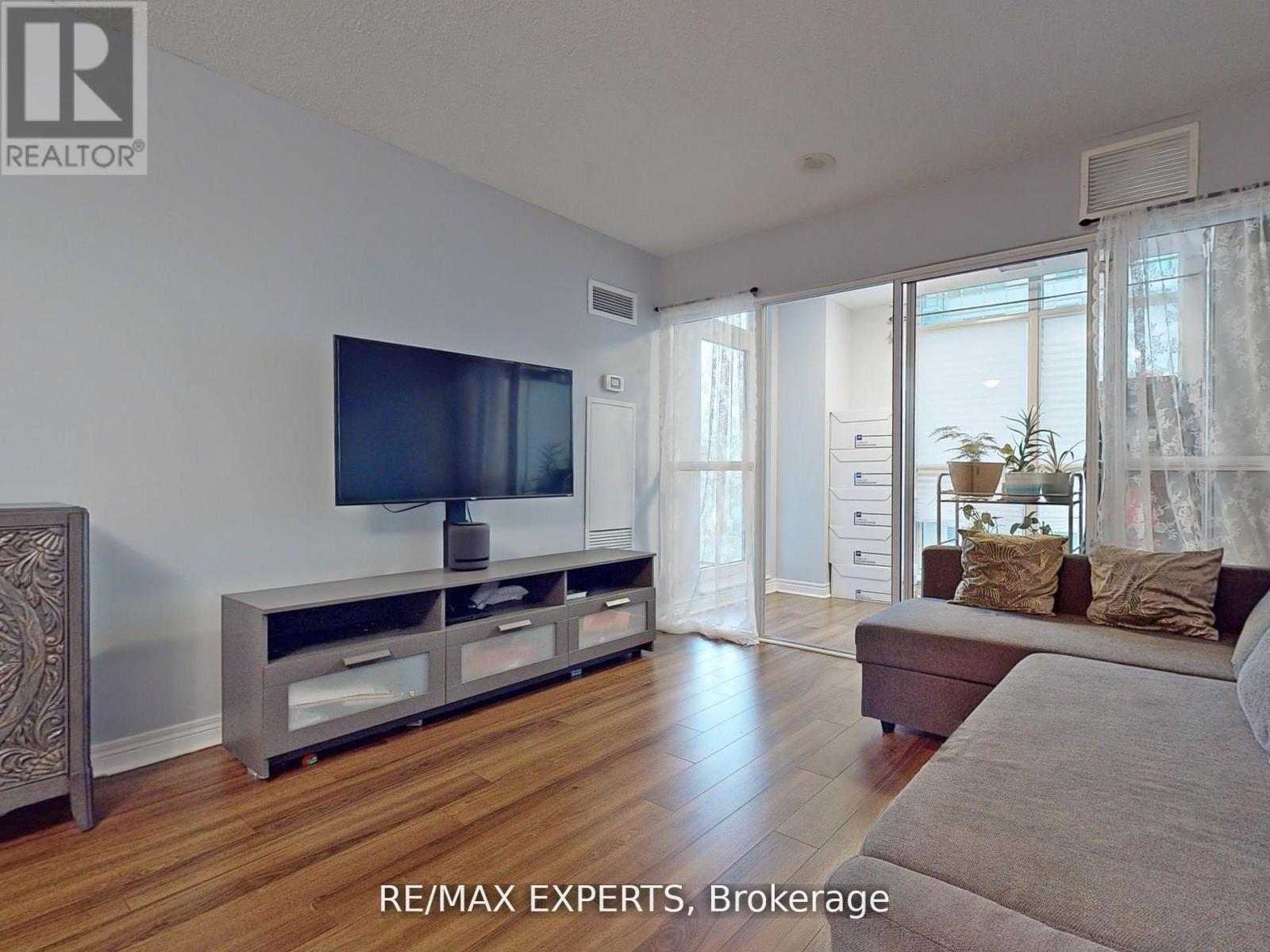 1409 - 50 Town Centre Court, Toronto, Ontario  M1P 0A9 - Photo 9 - E12655810