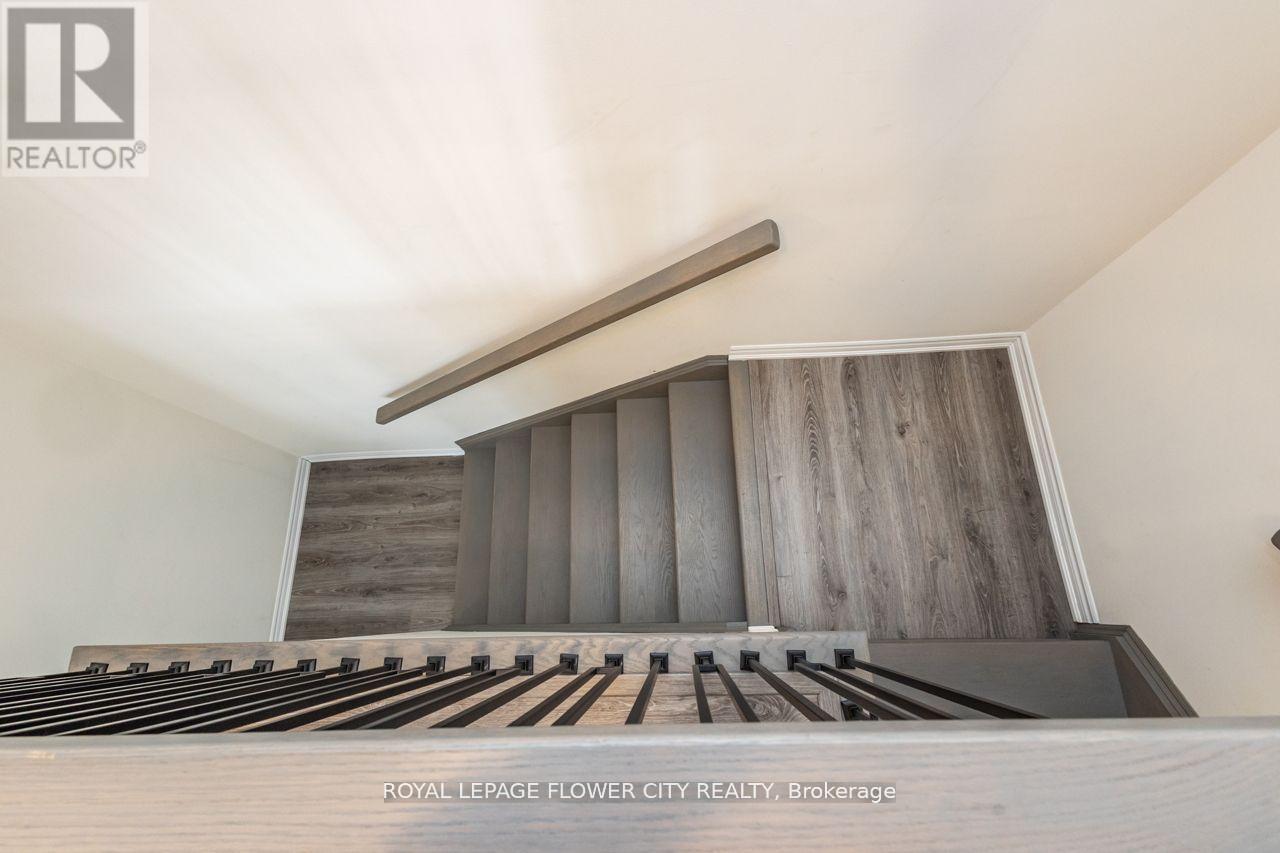 13 Ferragine Crescent, Bradford West Gwillimbury, Ontario  L3Z 2A6 - Photo 21 - N12655674