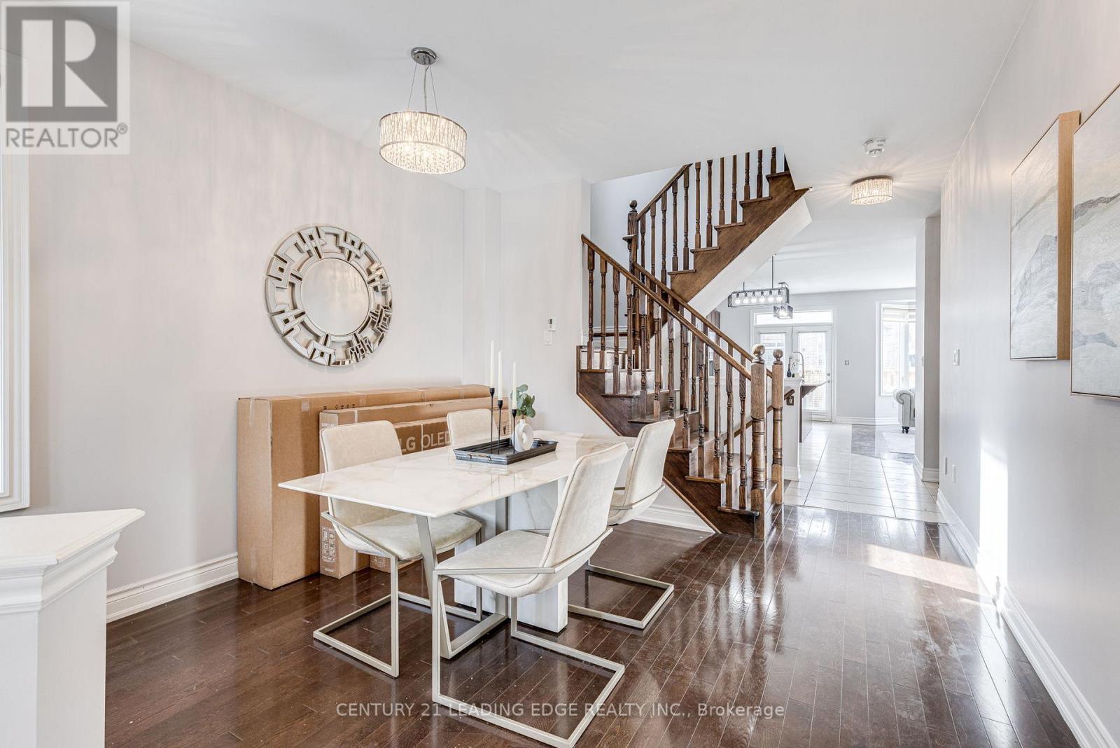 102 Mactier Drive, Vaughan, Ontario  L4H 4T9 - Photo 11 - N12655682