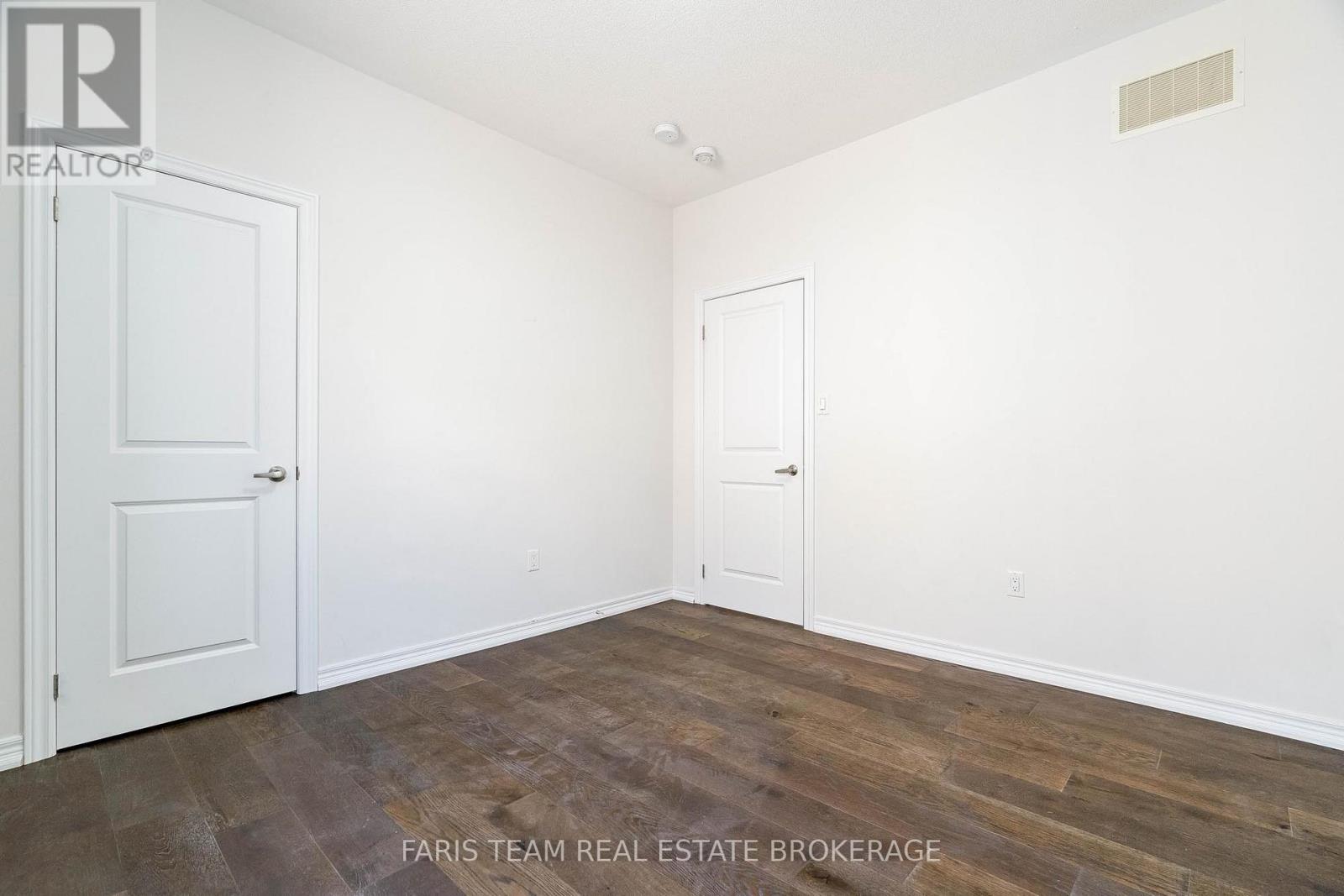 1547 Mcroberts Crescent, Innisfil, Ontario  L9S 0J9 - Photo 30 - N12655684