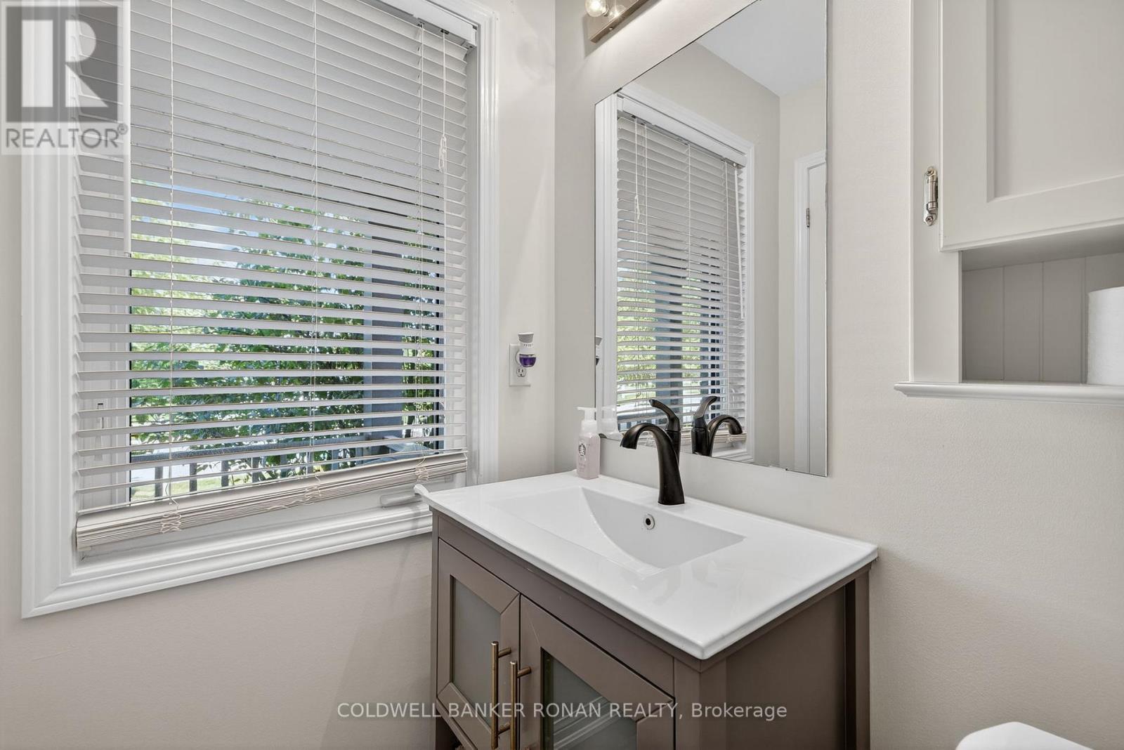 22 Callander Crescent, New Tecumseth, Ontario  L9R 0B4 - Photo 24 - N12655732