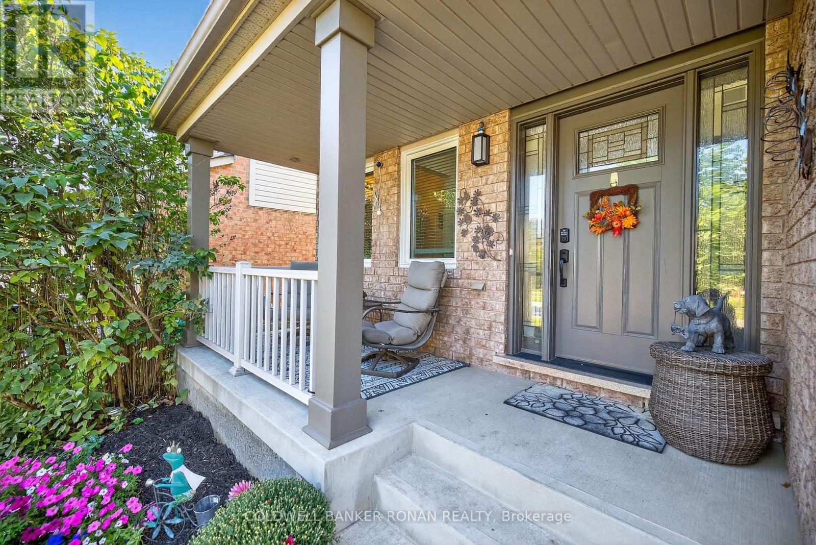 22 Callander Crescent, New Tecumseth, Ontario  L9R 0B4 - Photo 4 - N12655732