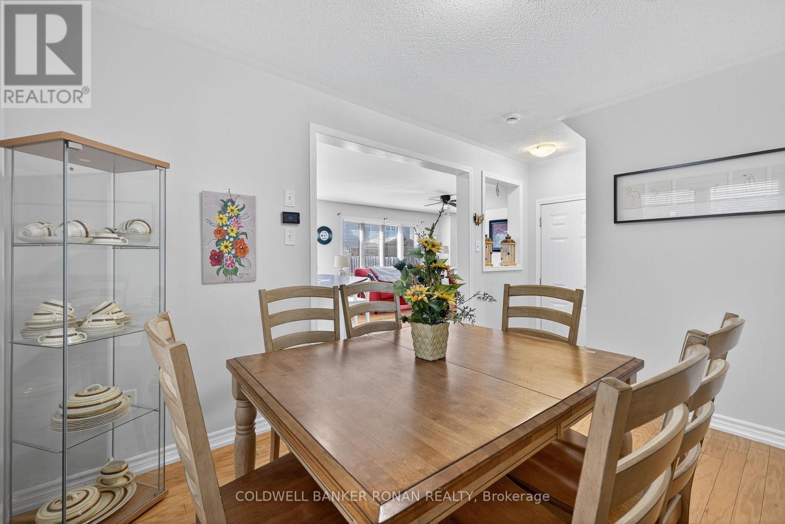 22 Callander Crescent, New Tecumseth, Ontario  L9R 0B4 - Photo 9 - N12655732