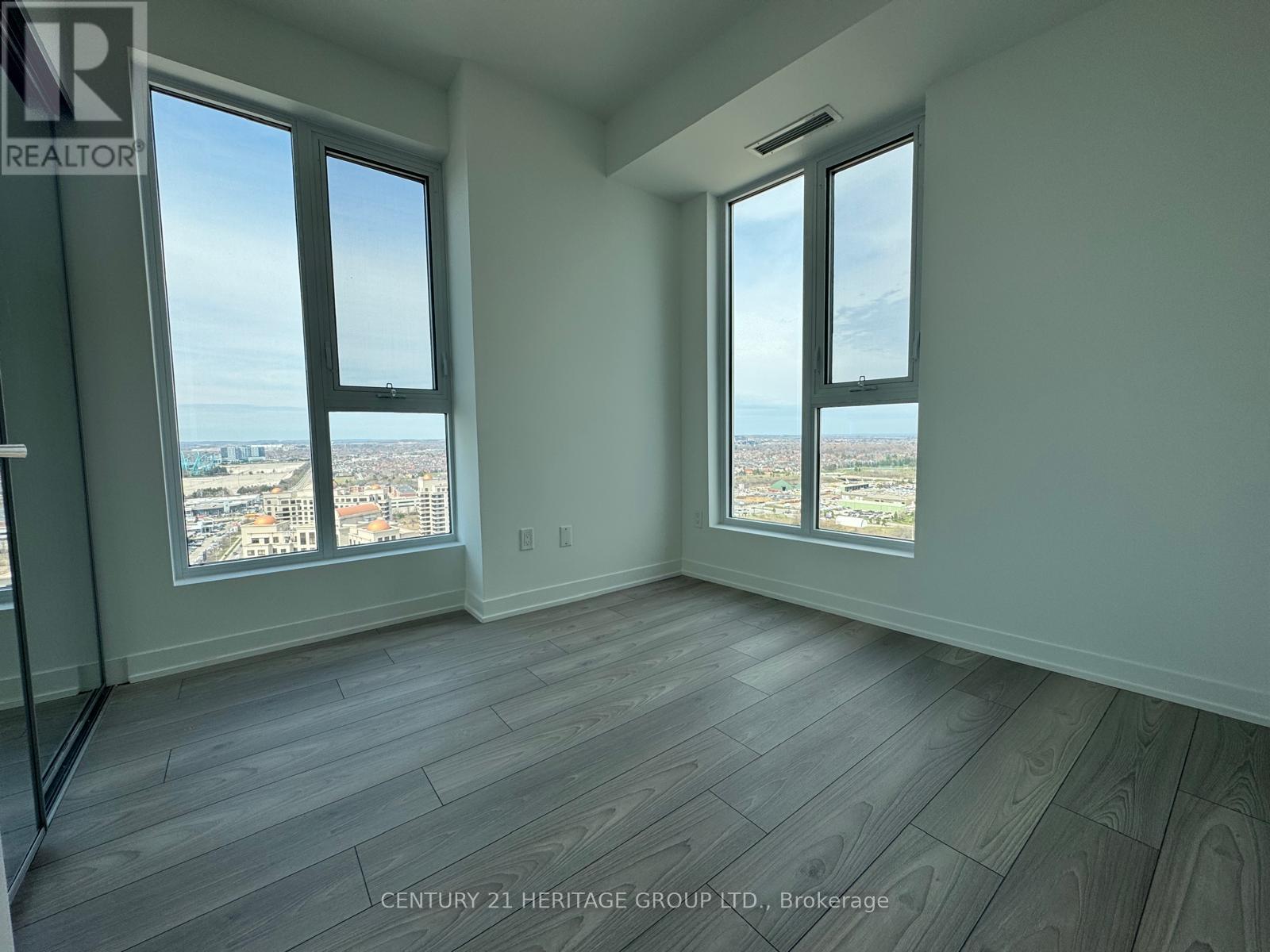 2717 - 498 Caldari Road, Vaughan, Ontario  L4K 0R6 - Photo 10 - N12655764