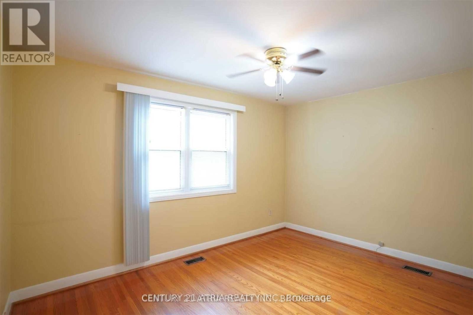 438 Lynett Crescent, Richmond Hill, Ontario  L4C 2V7 - Photo 13 - N12655770