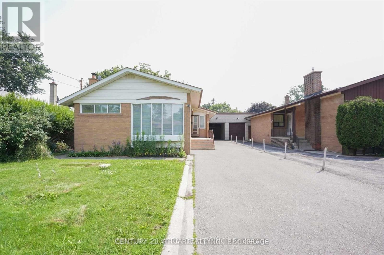438 Lynett Crescent, Richmond Hill, Ontario  L4C 2V7 - Photo 28 - N12655770
