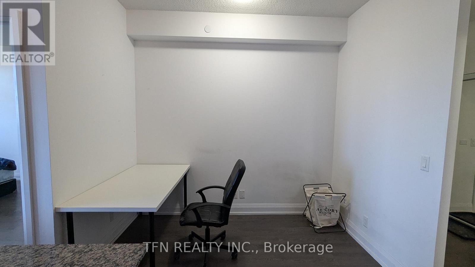 2103 - 7890 Bathurst Street, Vaughan (Beverley Glen), Ontario  L4J 0J8 - Photo 10 - N12655806