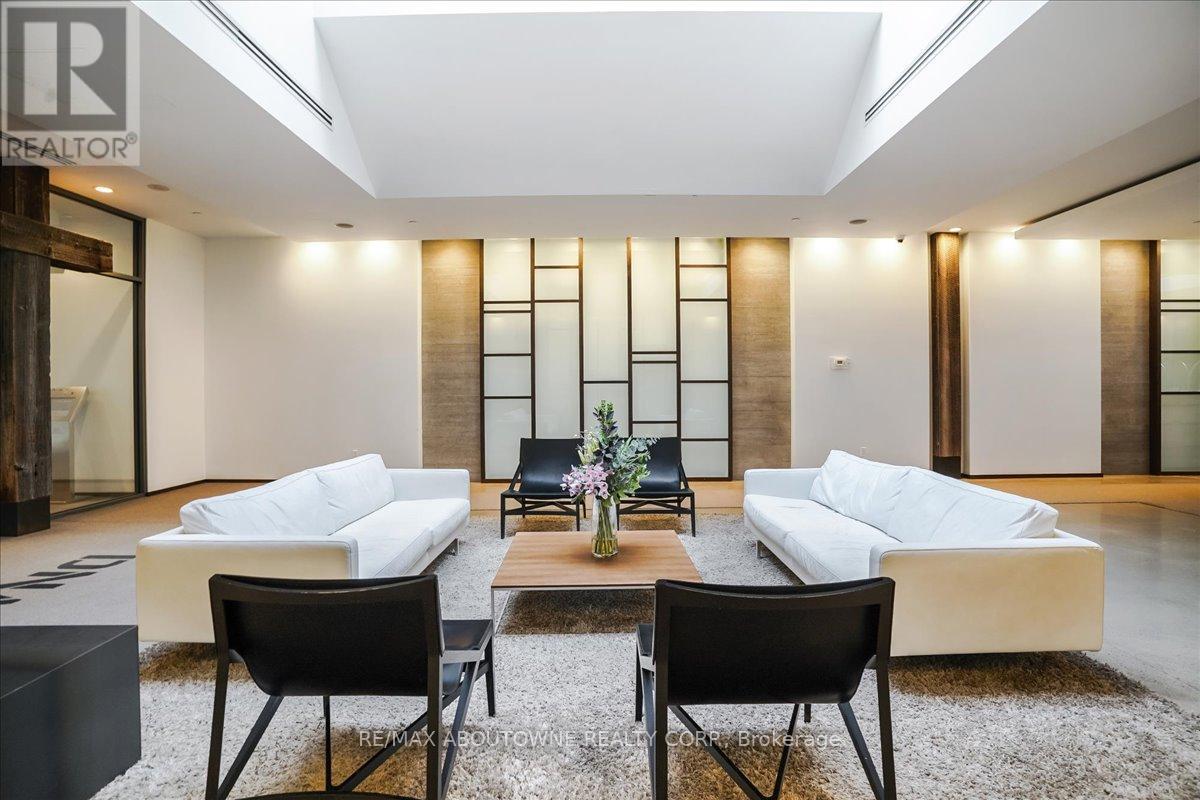 546 - 1030 King Street W, Toronto, Ontario  M6K 3N3 - Photo 4 - C12655728