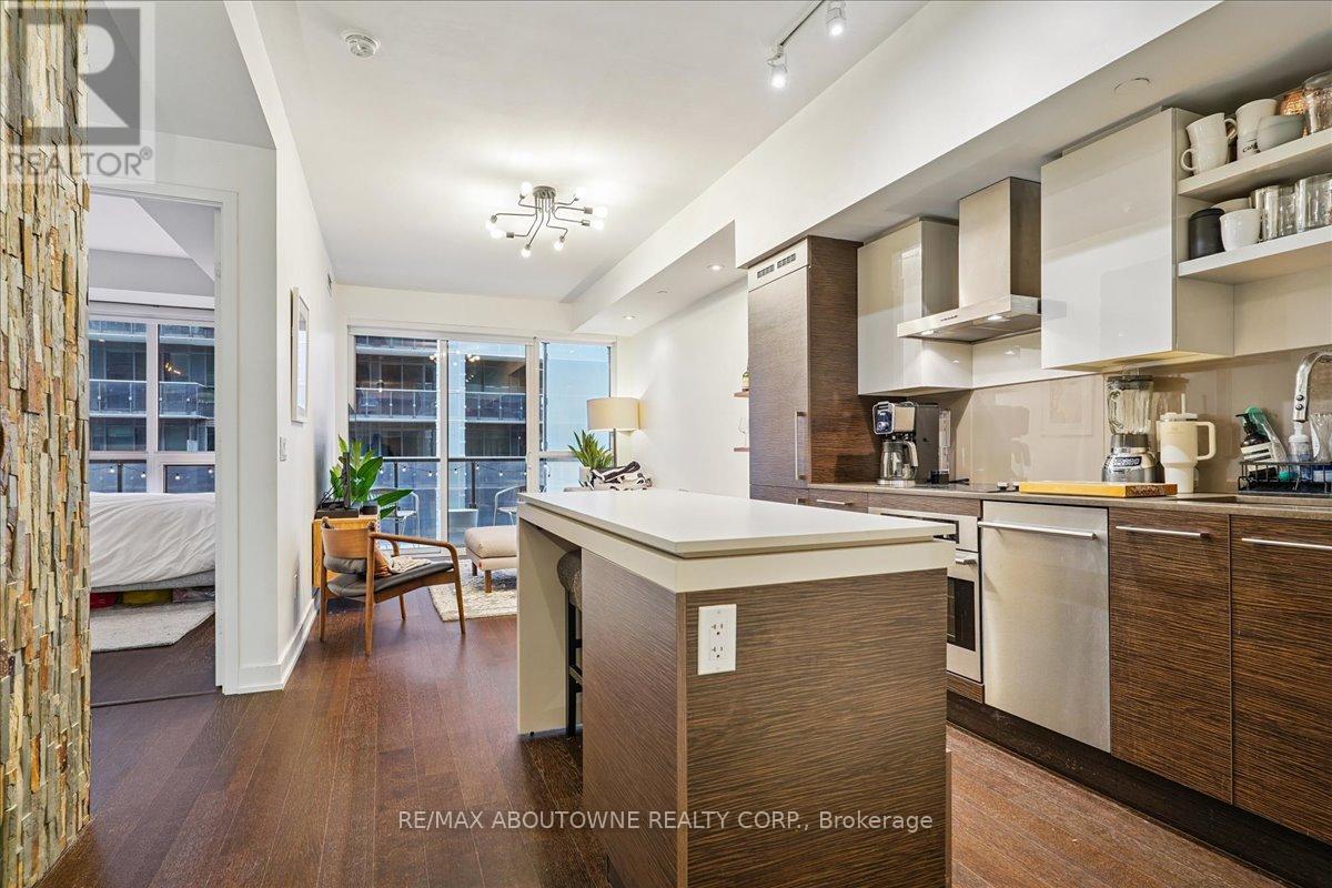 546 - 1030 King Street W, Toronto, Ontario  M6K 3N3 - Photo 6 - C12655728