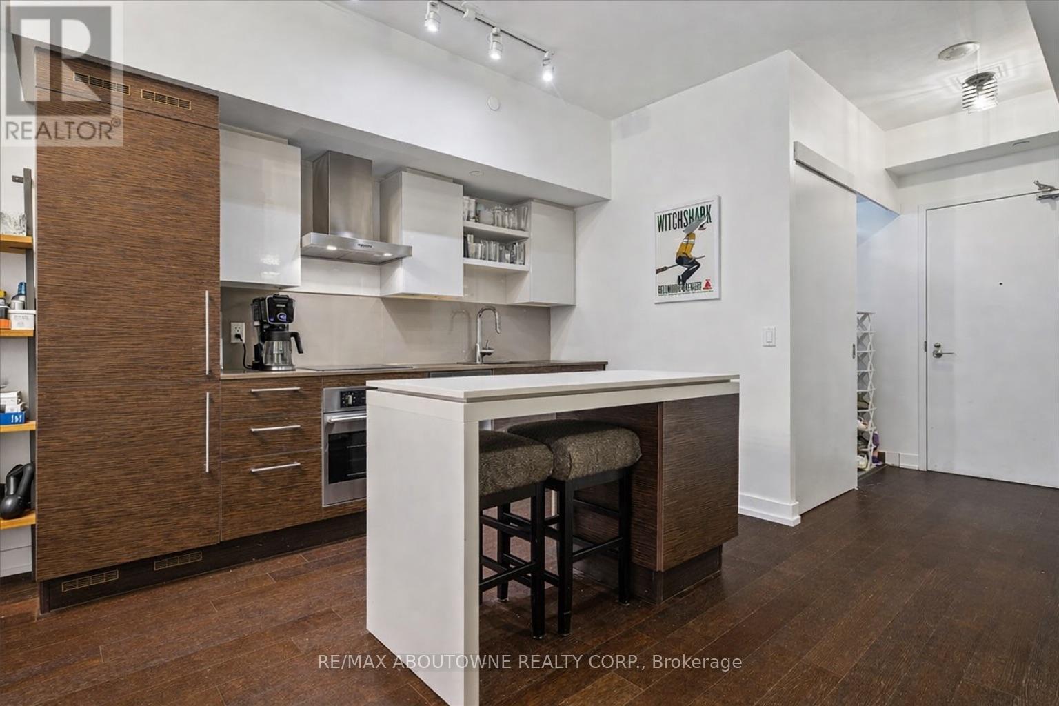 546 - 1030 King Street W, Toronto, Ontario  M6K 3N3 - Photo 7 - C12655728