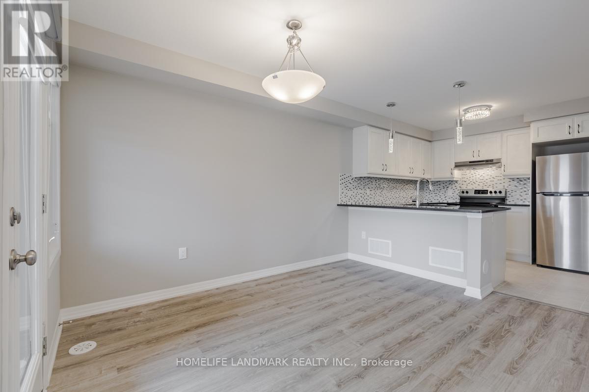 125 Toucan Trail, Oakville, Ontario  L6H 0Y1 - Photo 10 - W12655650