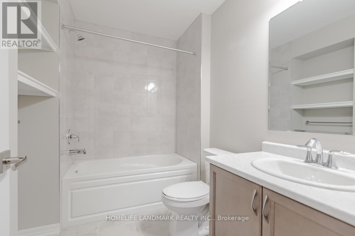 125 Toucan Trail, Oakville, Ontario  L6H 0Y1 - Photo 24 - W12655650