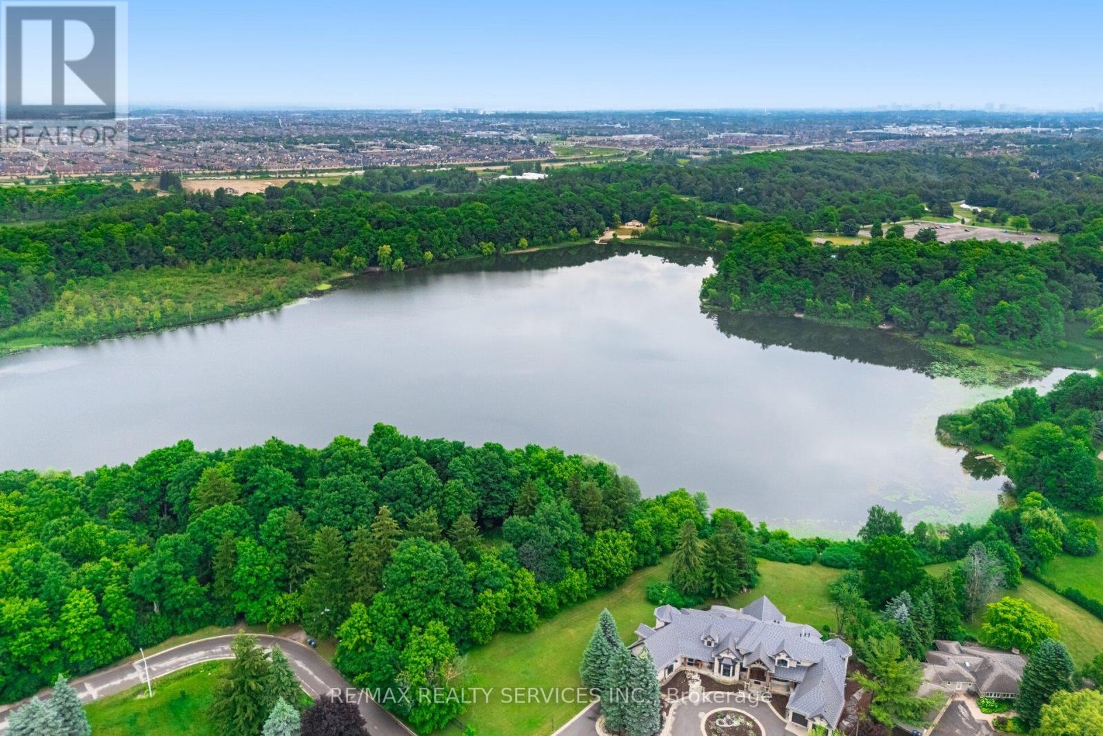 106 Kenpark Avenue, Brampton (Snelgrove), Ontario  L6Z 3J8 - Photo 47 - W12655678