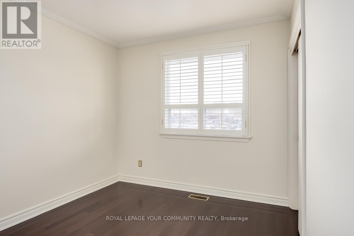 16 Martini Drive, Toronto, Ontario  M6M 4X5 - Photo 22 - W12655686