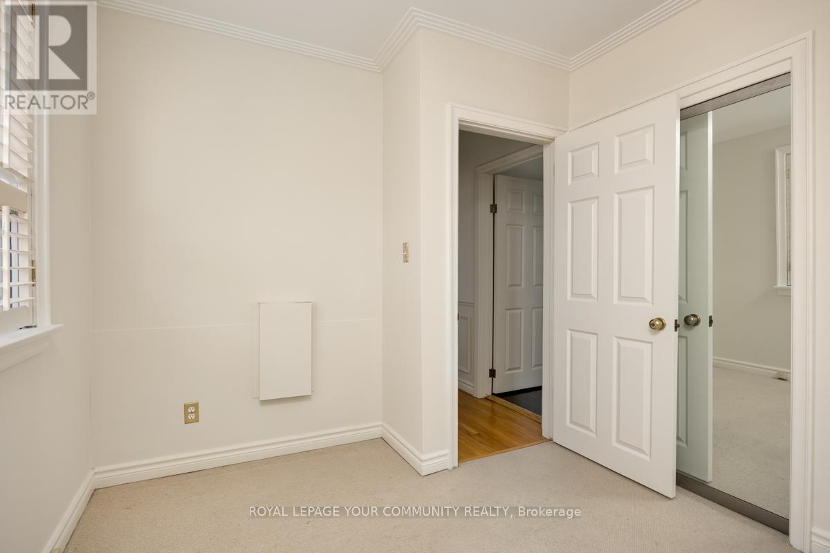 16 Martini Drive, Toronto, Ontario  M6M 4X5 - Photo 26 - W12655686