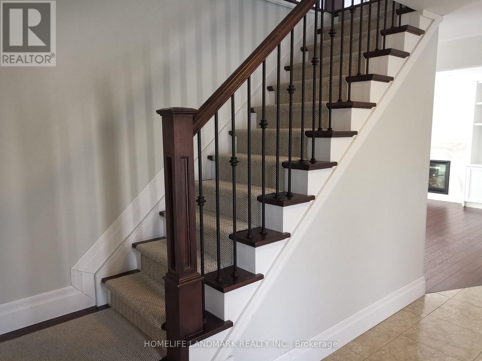 1464 Oakhill Drive, Oakville, Ontario  L6J 1Y5 - Photo 11 - W12655724