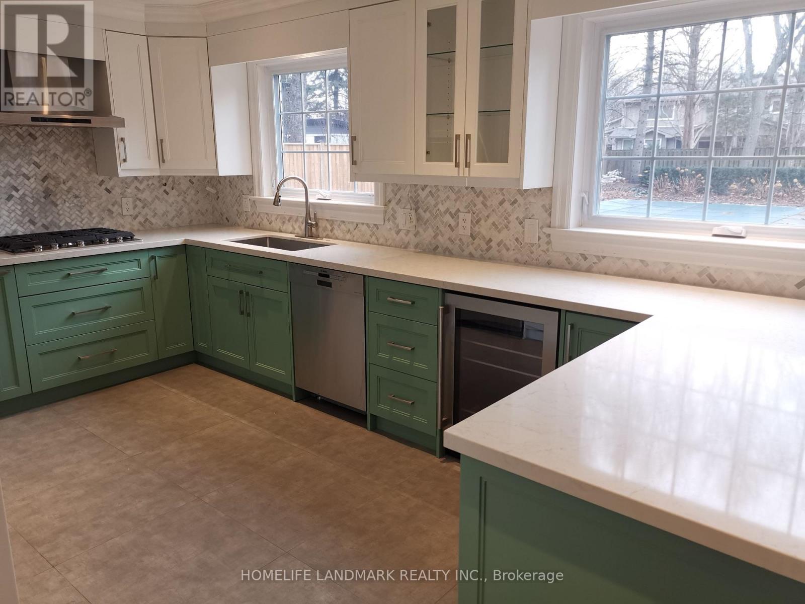 1464 Oakhill Drive, Oakville, Ontario  L6J 1Y5 - Photo 6 - W12655724