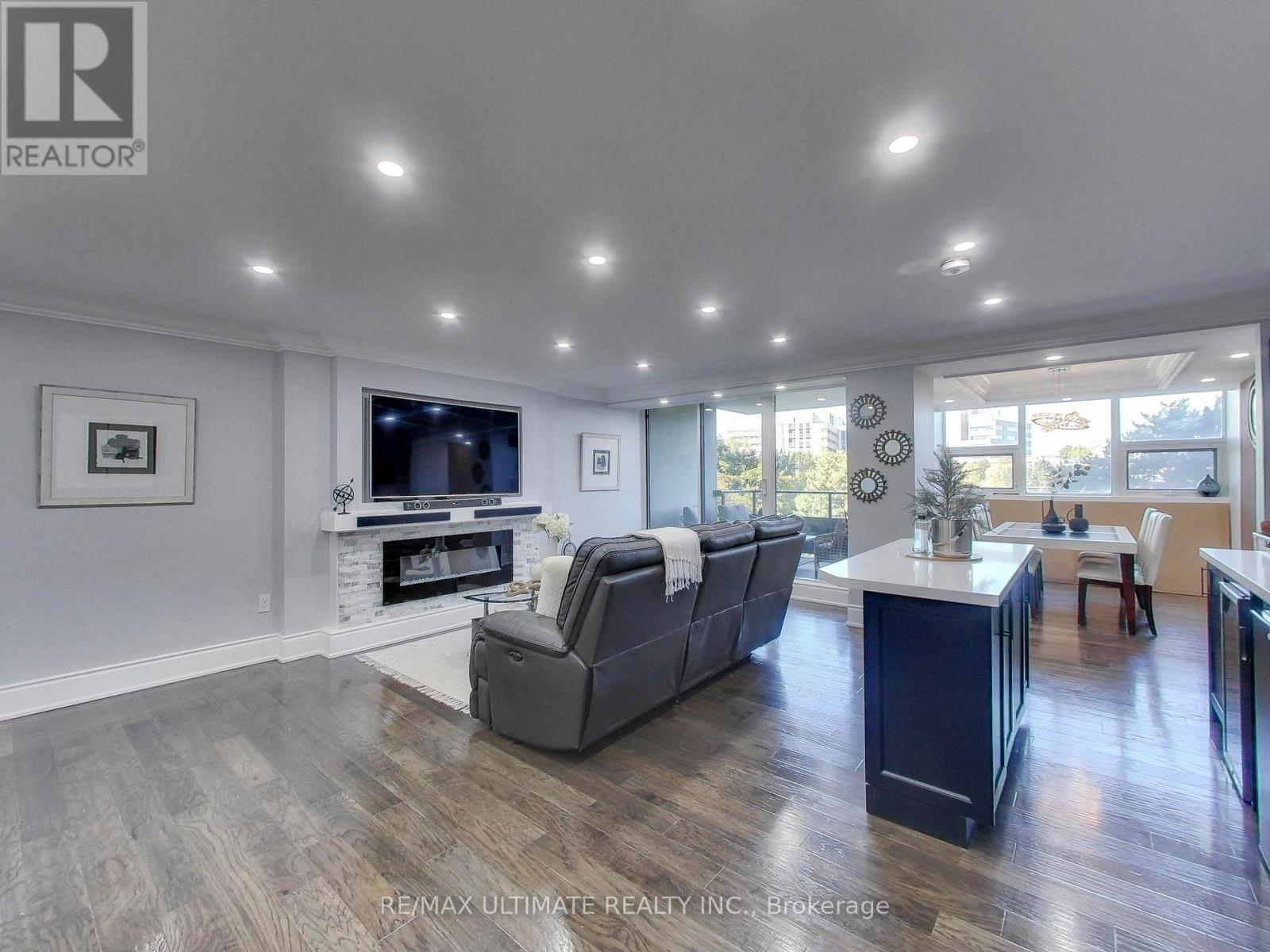 406 - 75 Emmett Avenue, Toronto, Ontario  M6M 5A7 - Photo 2 - W12655748