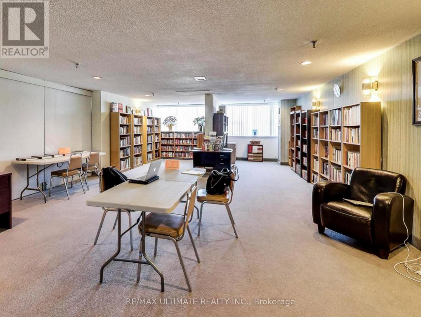 406 - 75 Emmett Avenue, Toronto, Ontario  M6M 5A7 - Photo 34 - W12655748