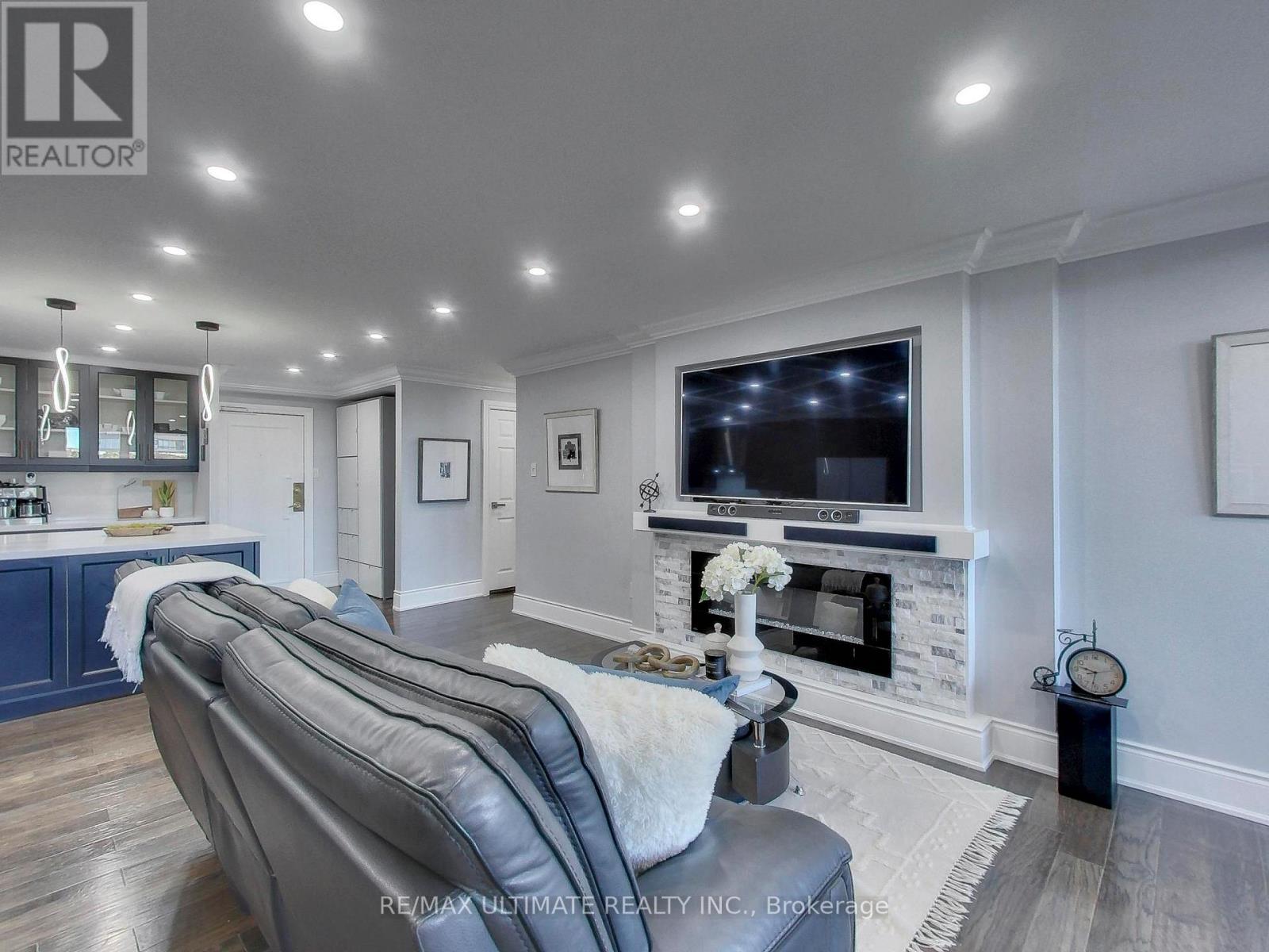 406 - 75 Emmett Avenue, Toronto, Ontario  M6M 5A7 - Photo 4 - W12655748