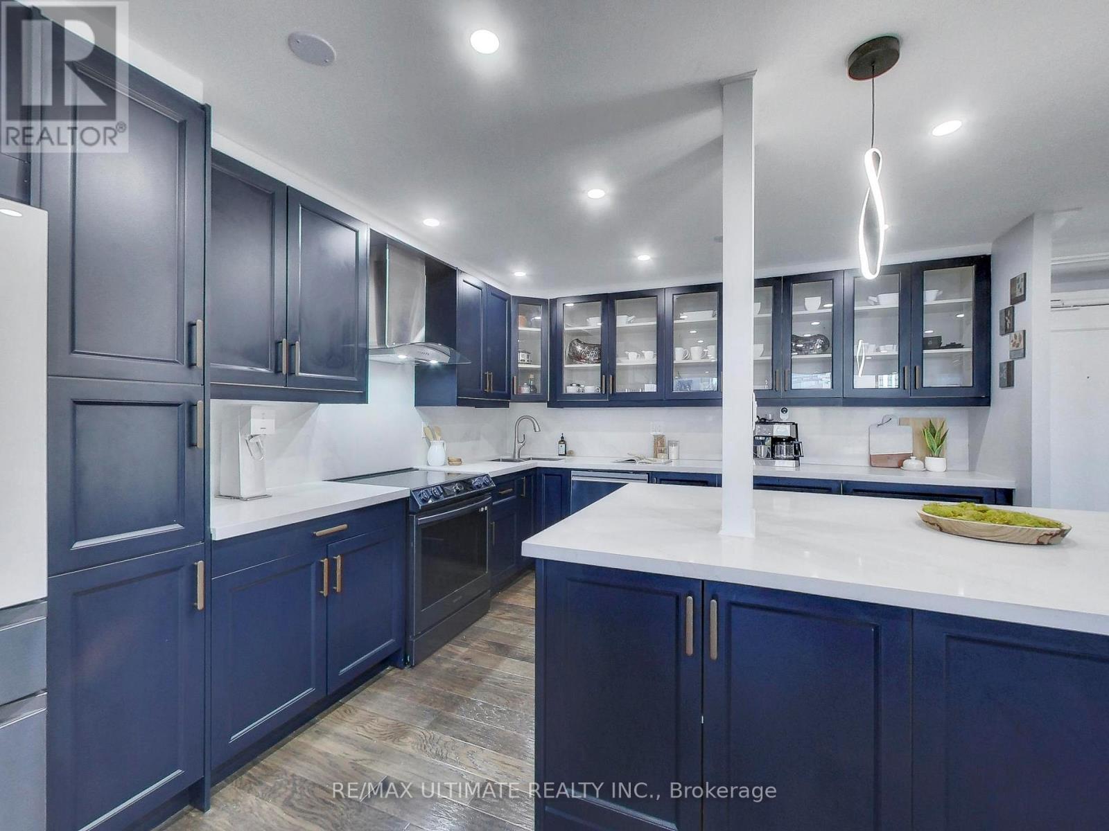 406 - 75 Emmett Avenue, Toronto, Ontario  M6M 5A7 - Photo 8 - W12655748