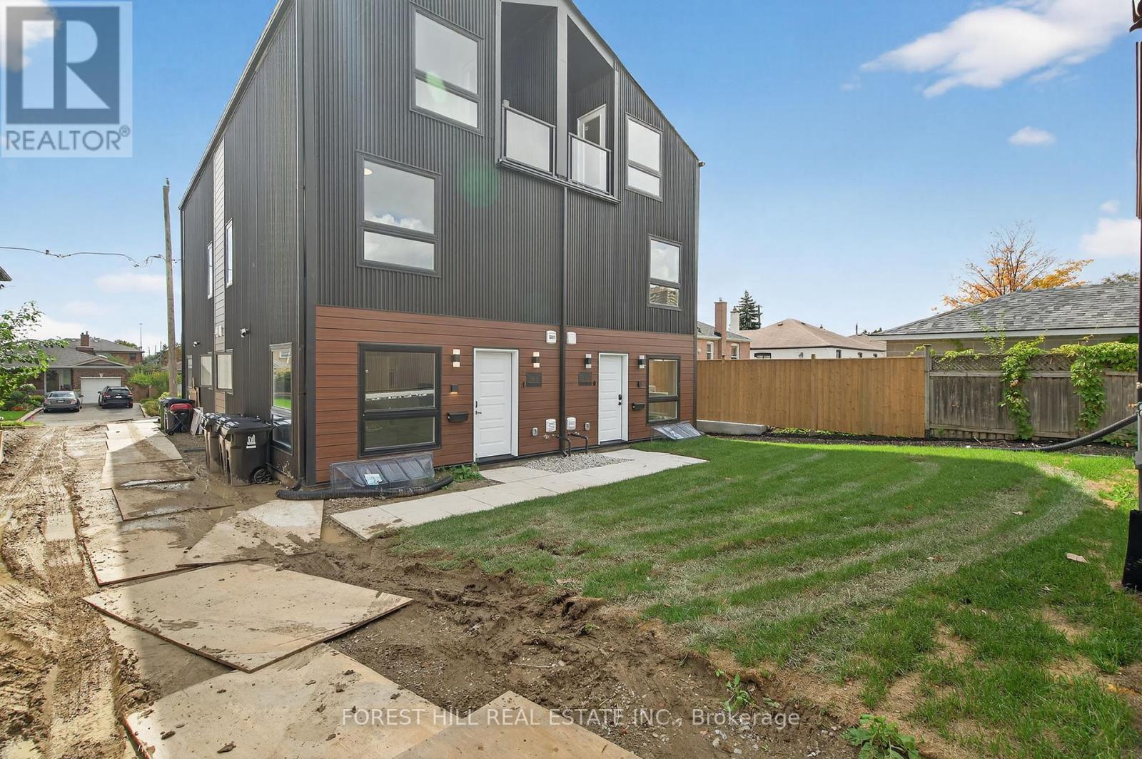 A - 52 Albright Avenue, Toronto, Ontario  M8W 1X2 - Photo 38 - W12655802