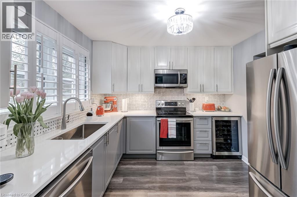 2825 Gananoque Drive Unit# 48, Mississauga, Ontario  L5N 1V6 - Photo 10 - 40769976